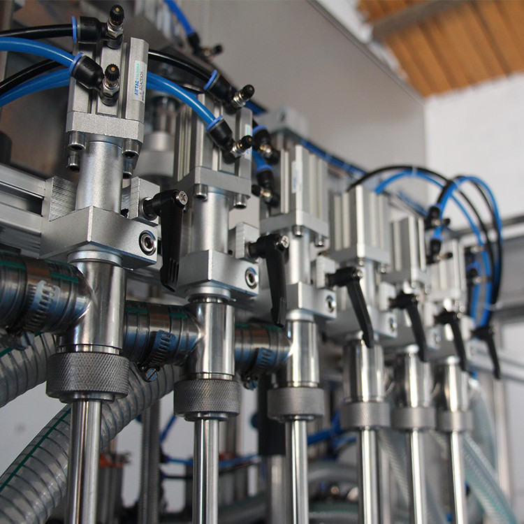 masina de umplere a sticlelor de ulei